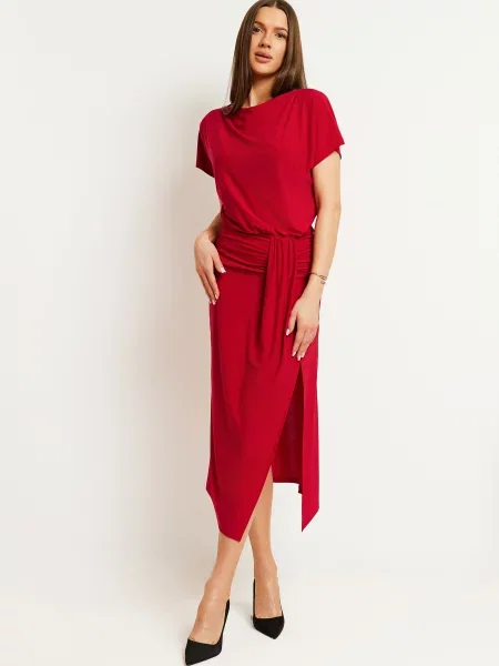 Rochie midi Made Of Emotion eleganta roșu