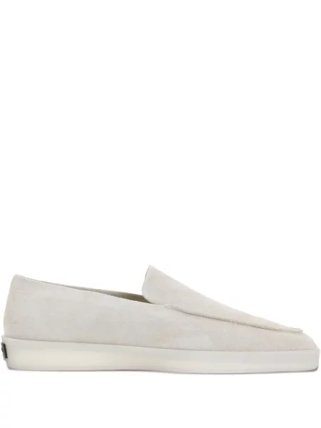 Pantofi loafer Fear Of God din piele de căprioară alb