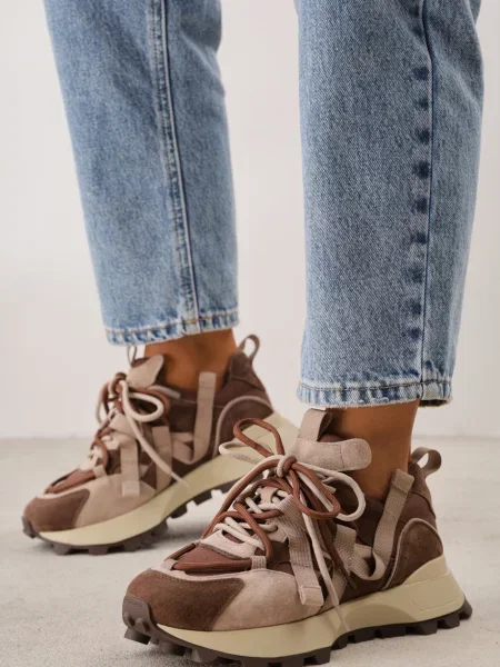Sneakersy Chunky z Zamszowymi Wstawkami Tasiemkami i Bieżnikiem Oyesei beżowe