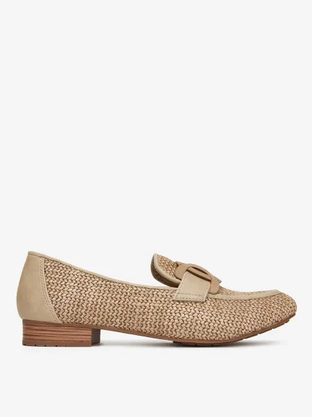 Mustang лоуфъри с дебела подметка бежов