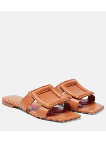 Sandale Roger Vivier din piele cu cataramă maro
