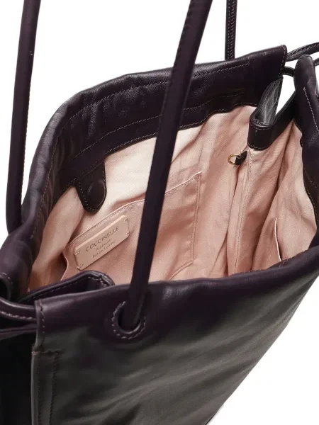 Geanta de piele Coccinelle din piele violet