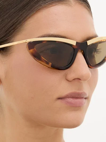 Bottega Veneta cat eyes napszemüveg női barna