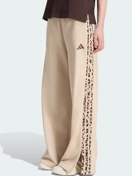 ADIDAS SPORTSWEAR Pantaloni sport Seasonal Essentials / ecru / brocart / maro închis bej