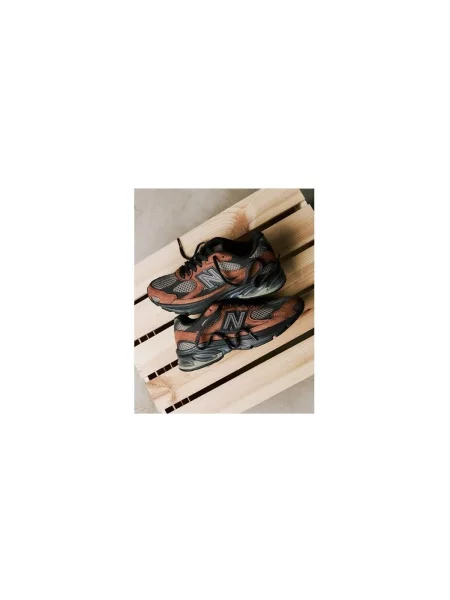 Pantofi New Balance maro