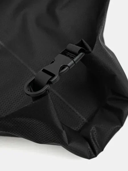 Olcsóbban. Mammut Drybag Light 15 l vízálló táska fekete. Méret: 15 l fekete