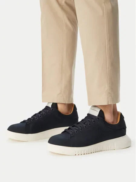 Emporio Armani Sneakersy granatowy