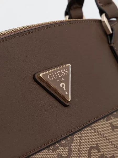 Кожаная сумочка Guess