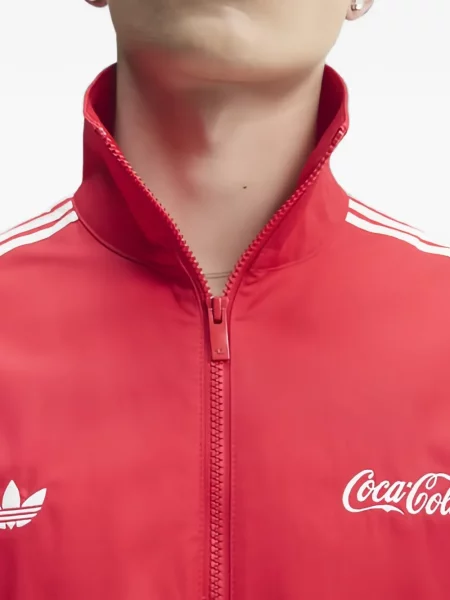 Geacă Adidas cu broderie roșu