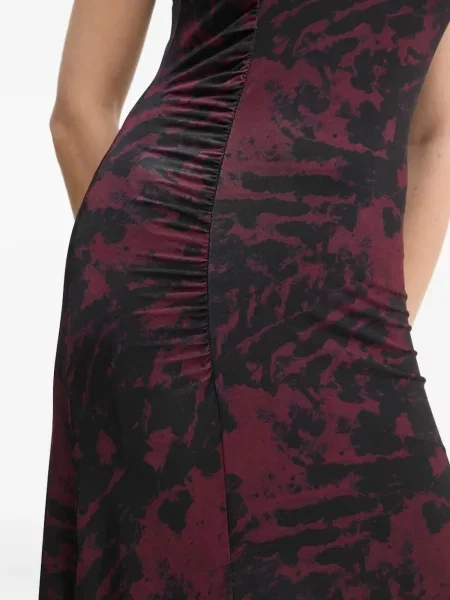 Rochie Gestuz de costum roșu