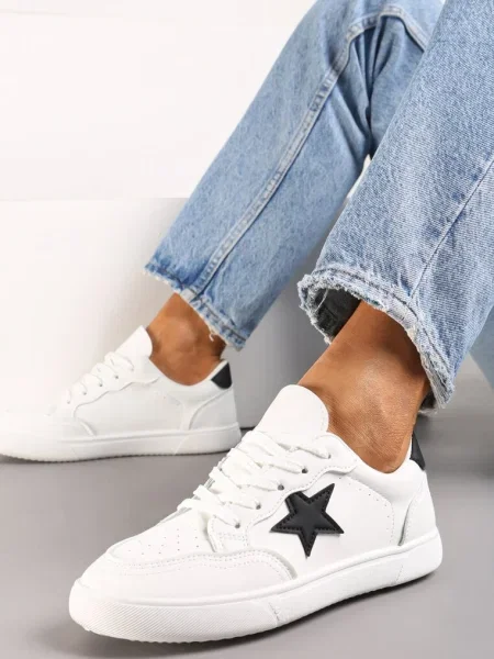 Sneakerși Albi cu Perforatii pe Vârf Ornați cu Steluță Hipatia alb