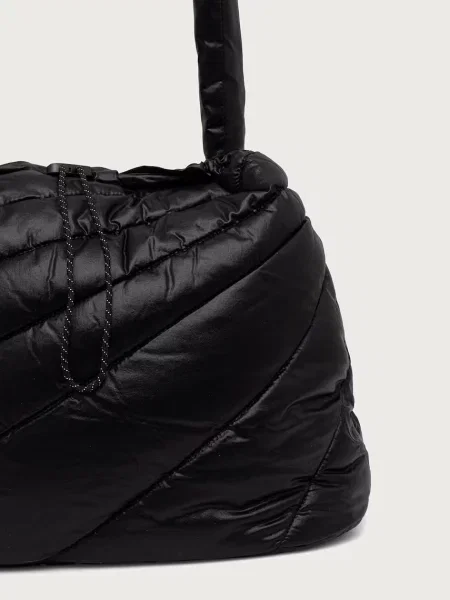 Nike Sportswear чанта Puffle черно