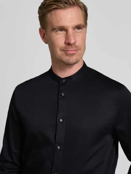 Koszula biznesowa o kroju relaxed fit ze stójką Jake*s czarna