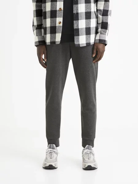 Pantaloni de trening Celio gri