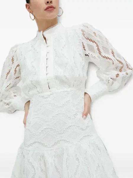 Rochie mini Bardot cu volane din dantelă alb