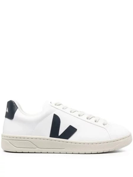 Sneakerși Veja alb