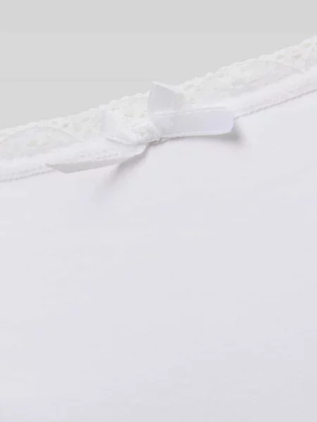 Figi o kroju slim fit z mieszanki bawełny w Dorina beżowe