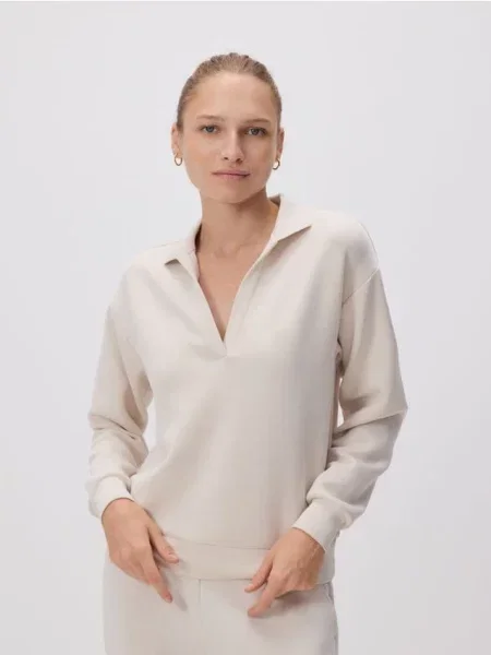 Reserved Світшот з модаллю бежевий