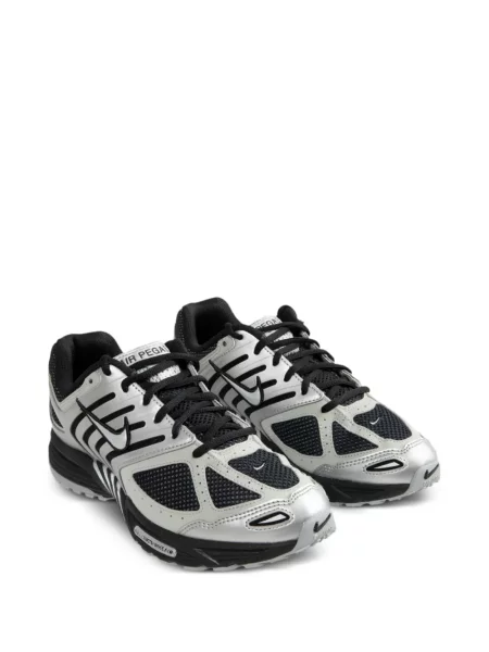 Iš natūralios odos retro stiliaus sportbačiai Nike Flyknit juoda