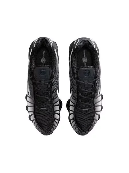 Tenisky Nike čierna