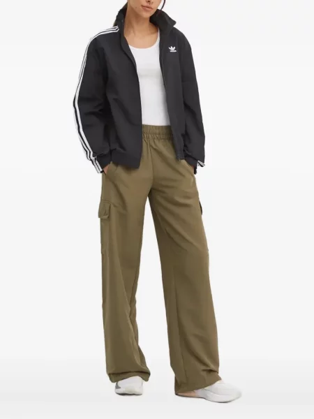 Pruhované kraťasy Adidas s výšivkou černé