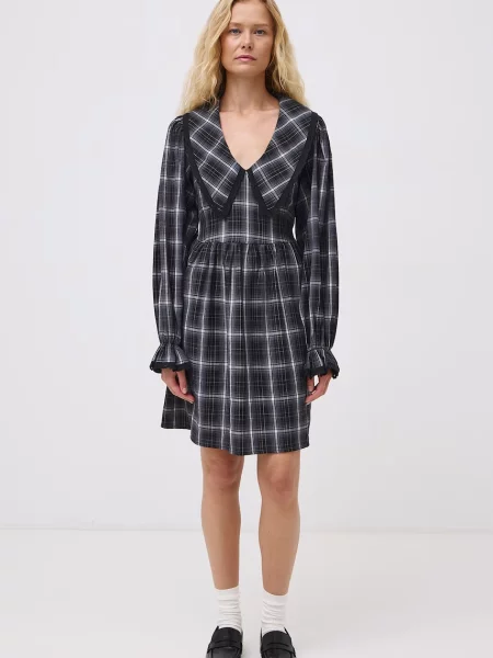 Medicine rochie evazată