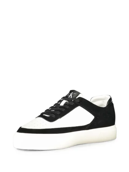 Sneakerși Calvin Klein din piele de căprioară cu platformă alb