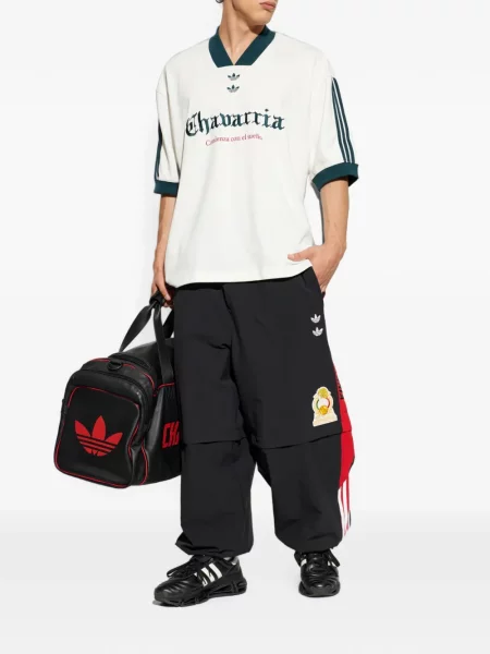 Sneakerși Adidas Superstar cu autograf cu decolteu în V alb