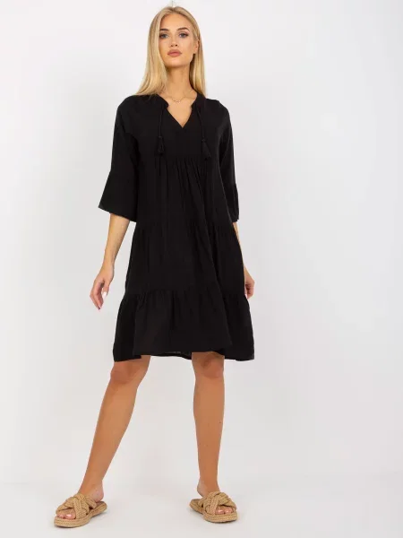 Rochie Fashionhunters cu decolteu în V boho cu volane negru