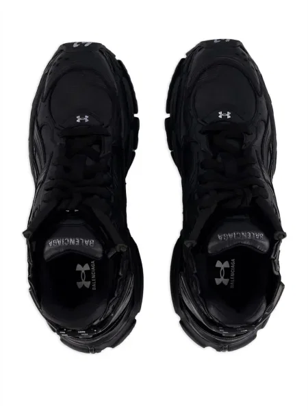 Chunky маратонки Balenciaga Runner черно