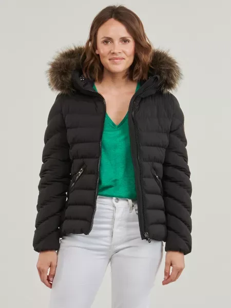 Bunda Superdry s kapucňou