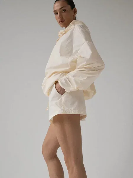 Шорти MUUV. MONOA