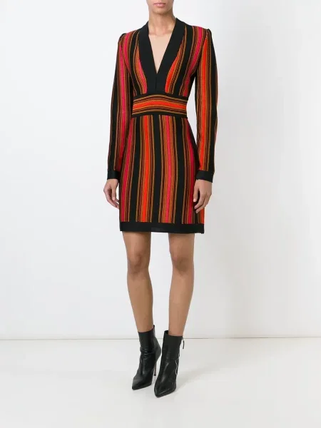 Dryžuotas kostiumas suknele Balmain juoda
