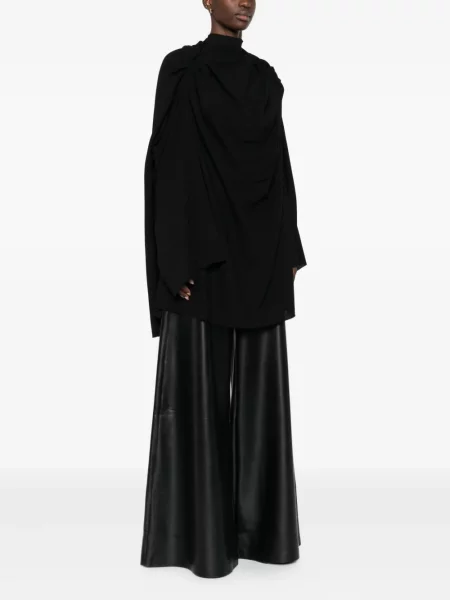 Rochie Rick Owens drapată de costum negru