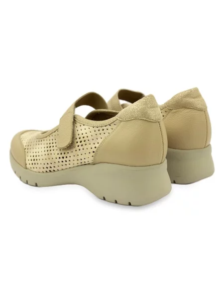 Pantofi Piesanto bej