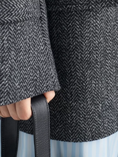 Palton de blană Prada cu model herringbone gri