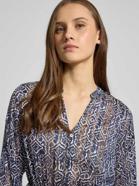 Taliowana sukienka casualowa z detalami z efektownej przędzy Model AVERY' Only