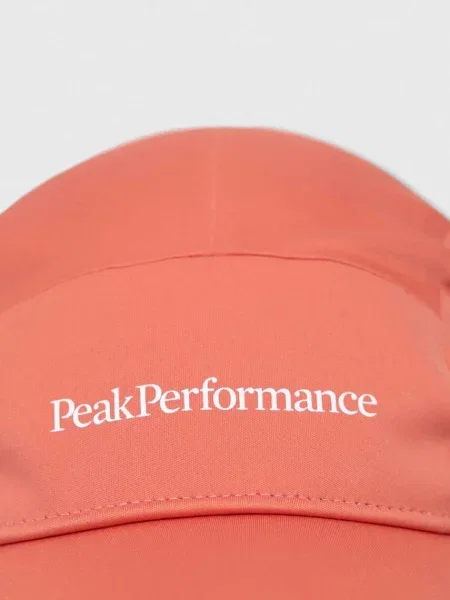 Кепка Peak Performance с принтом розовая