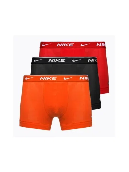 Стрейчевые многоцветный шорты Nike черные