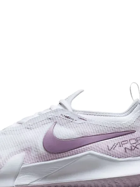 Baschet sneakerși Nike Vomero cu autograf negru