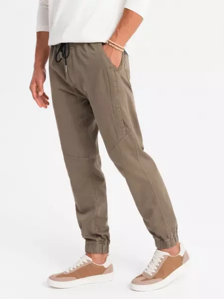 Pantaloni de jogging Ombre tricotate plisate maro