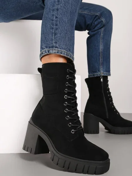 Ghete cu și platformă cu șiret Ameni negre