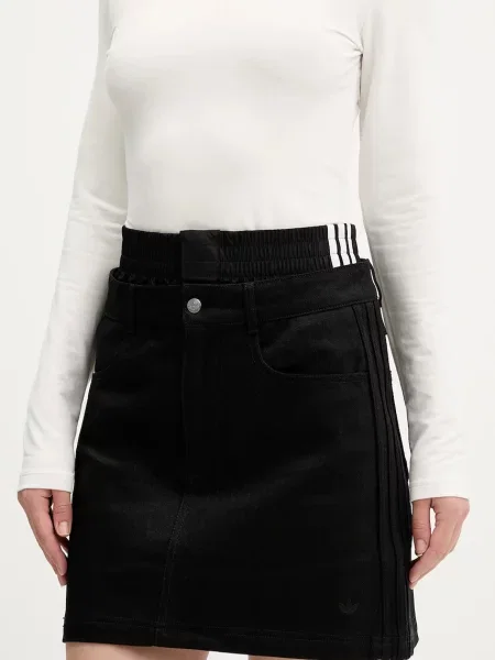 Jeans krilo adidas Originals FB Utility črna