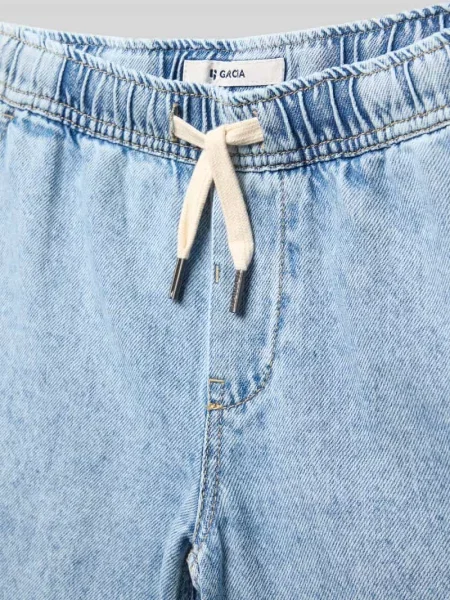 Szorty jeansowe o kroju regular fit z elastycznym pasem Garcia