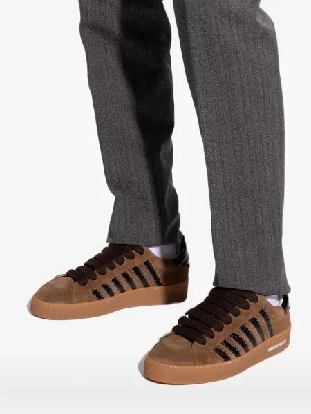Sneakerși Dsquared2 din piele de căprioară cu dungi maro