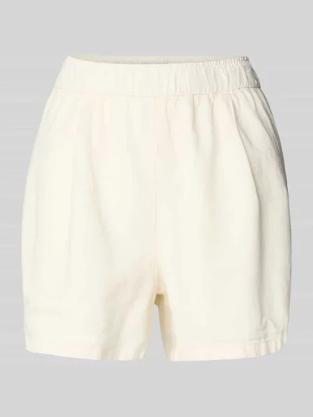Szorty o kroju relaxed fit z plisami Review białe