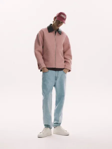 Кепка Reserved красная