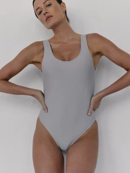Muuv. jednodílné plavky V SWIMSUIT šedé