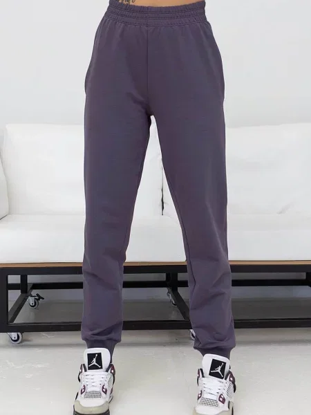 Брюки с высокой посадкой