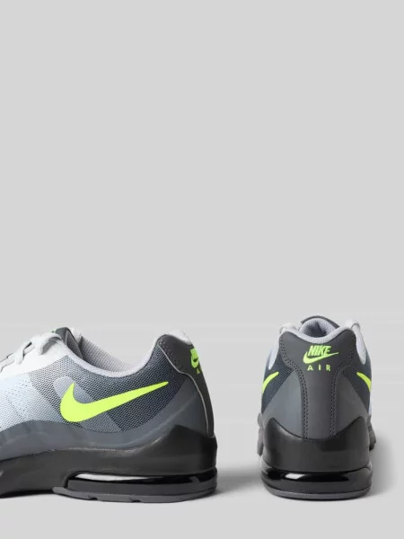 Sneakersy z nadruk z logo model Air Max Invigor' Nike